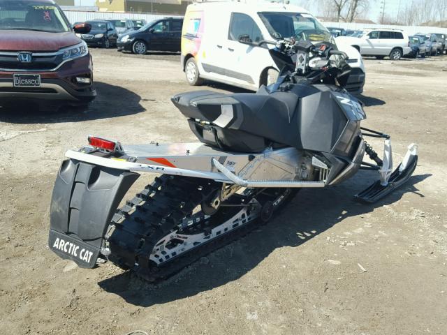 4UF17SNW8HT115988 - 2017 ARCTIC CAT ZR8000 BLACK photo 4