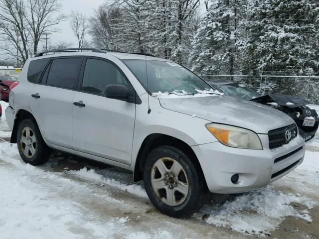 JTMBD33V575113624 - 2007 TOYOTA RAV4 SILVER photo 1