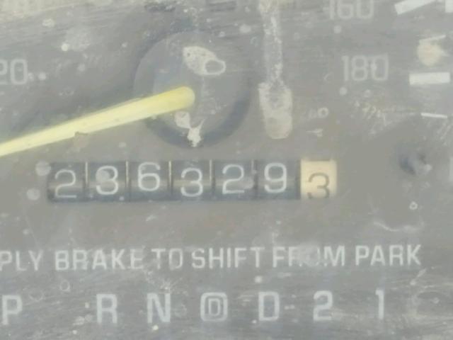 2G1WL52M0V1147213 - 1997 CHEVROLET LUMINA BAS 双色 照片 8