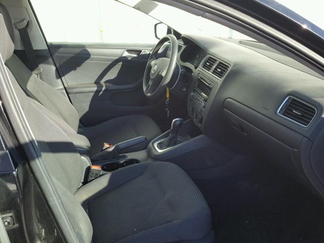 3VW2K7AJ8EM432615 - 2014 VOLKSWAGEN JETTA BASE 黑色 照片 5