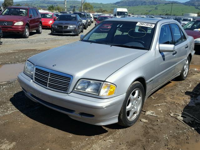 WDBHA24G7YF934635 - 2000 MERCEDES-BENZ C 230 SILVER photo 2