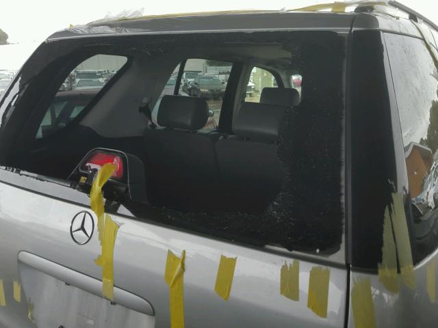 4JGAB72E6XA141008 - 1999 MERCEDES-BENZ ML 430 银色 照片 9