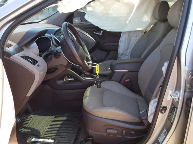 KM8JU3AGXFU110475 - 2015 HYUNDAI TUCSON LIM SILVER photo 5