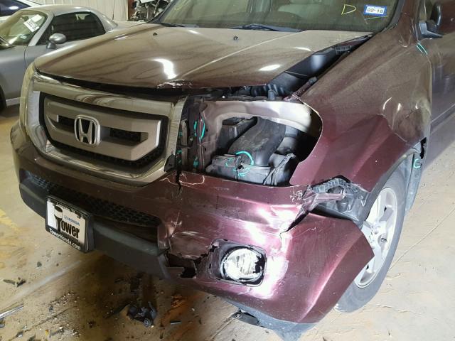 5FNYF3H45BB049452 - 2011 HONDA PILOT EX MAROON photo 9