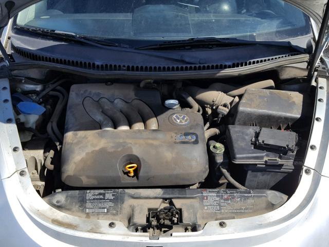 3VWBK21C31M427711 - 2001 VOLKSWAGEN NEW BEETLE 银色 照片 7
