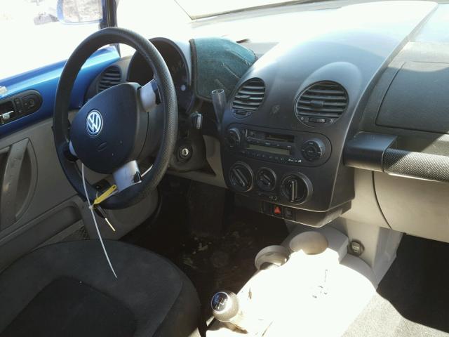 3VWCD21C6XM463660 - 1999 VOLKSWAGEN NEW BEETLE 蓝色 照片 9