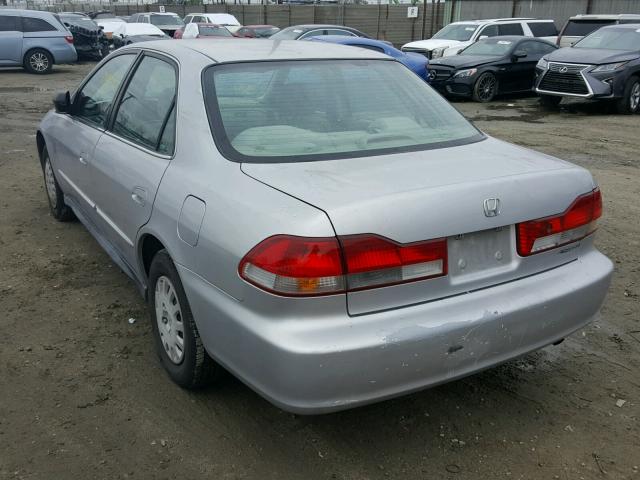 1HGCF86672A161823 - 2002 HONDA ACCORD VAL SILVER photo 3