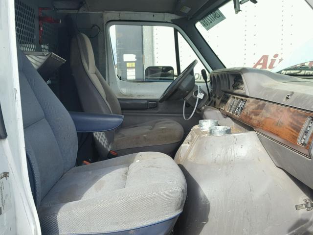 2B7HB21Y6VK597786 - 1997 DODGE RAM VAN B2 BLUE photo 5