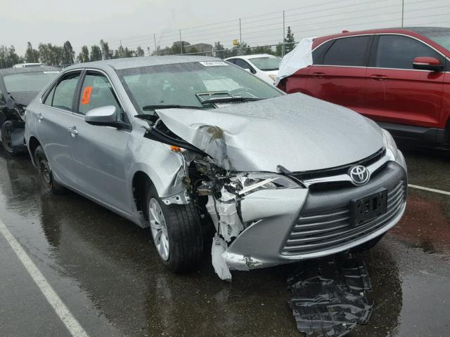 4T1BF1FK0FU047466 - 2015 TOYOTA CAMRY LE SILVER photo 1