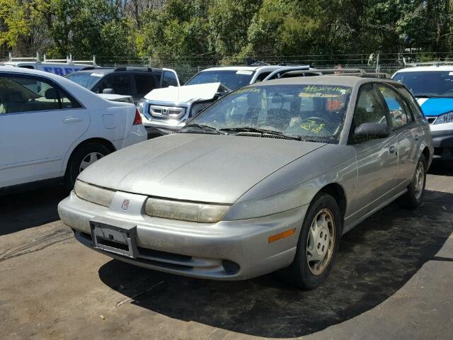 1G8ZK8274VZ274101 - 1997 SATURN SW2 SILVER photo 2