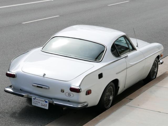 1826353037846 - 1972 VOLVO 1800 أبيض صورة 3