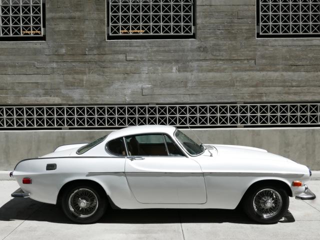 1826353037846 - 1972 VOLVO 1800 أبيض صورة 8