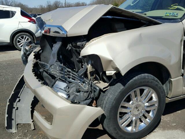 5LMFU28578LJ04367 - 2008 LINCOLN NAVIGATOR TAN photo 9