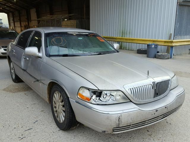 1LNHM81WX3Y624835 - 2003 LINCOLN TOWN CAR E SILVER photo 1