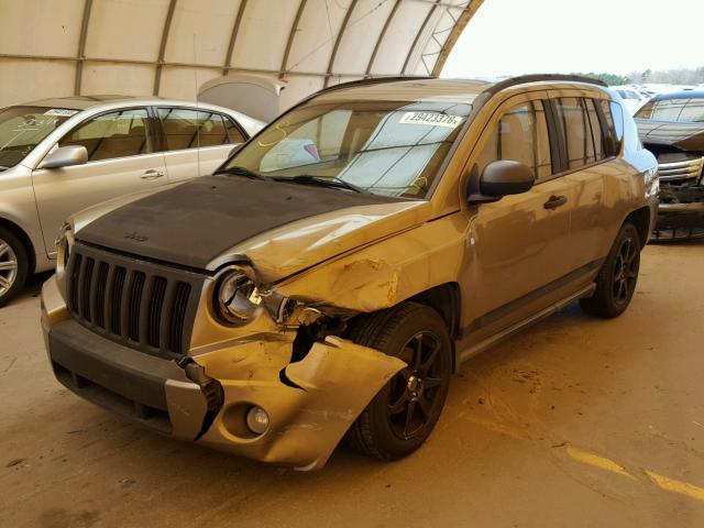 1J8FT47W87D156561 - 2007 JEEP COMPASS BEIGE photo 2