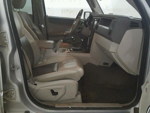 1J8HG58N28C199809 - 2008 JEEP COMMANDER ვერცხლისფერი ფოტო 5