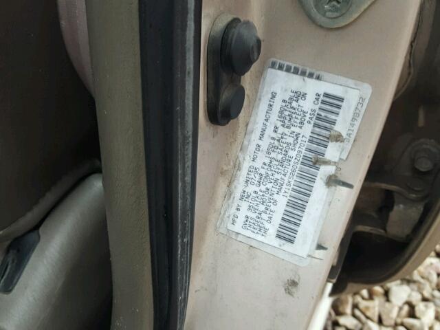 1Y1SK5260SZ097017 - 1995 GEO PRIZM BASE 棕色 照片 10