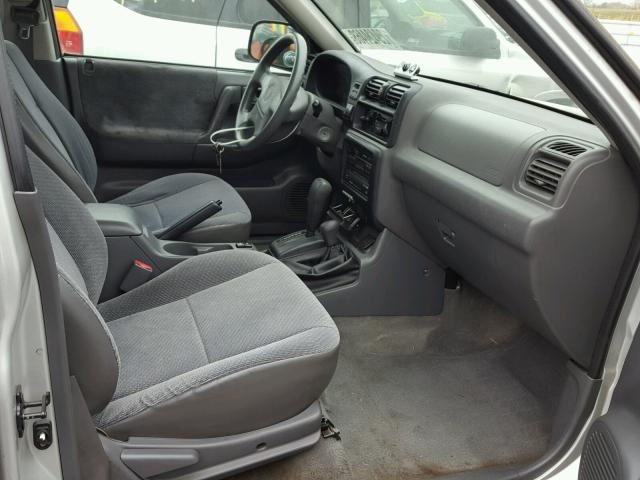 4S6DM58W714406172 - 2001 HONDA PASSPORT E SILVER photo 5