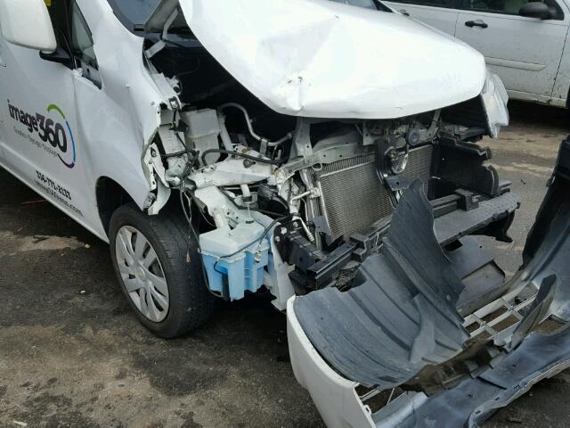 3N63M0YN4FK694272 - 2015 CHEVROLET CITY EXPRE WHITE photo 9