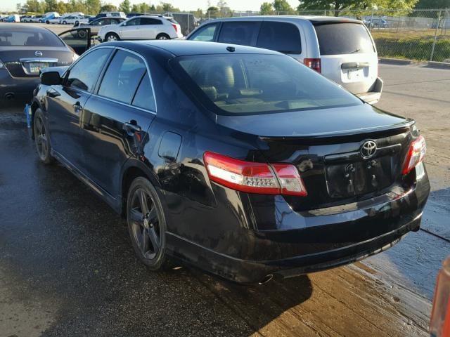 4T1BF3EKXBU701977 - 2011 TOYOTA CAMRY BASE BLACK photo 3