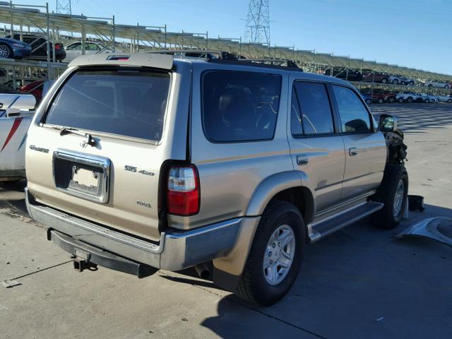 JT3HN86R029077446 - 2002 TOYOTA 4RUNNER SR GOLD photo 4