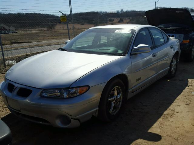 1G2WR52132F198452 - 2002 PONTIAC GRAND PRIX GRAY photo 2