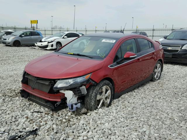 1G1RD6E45CU104323 - 2012 CHEVROLET VOLT BURGUNDY photo 2