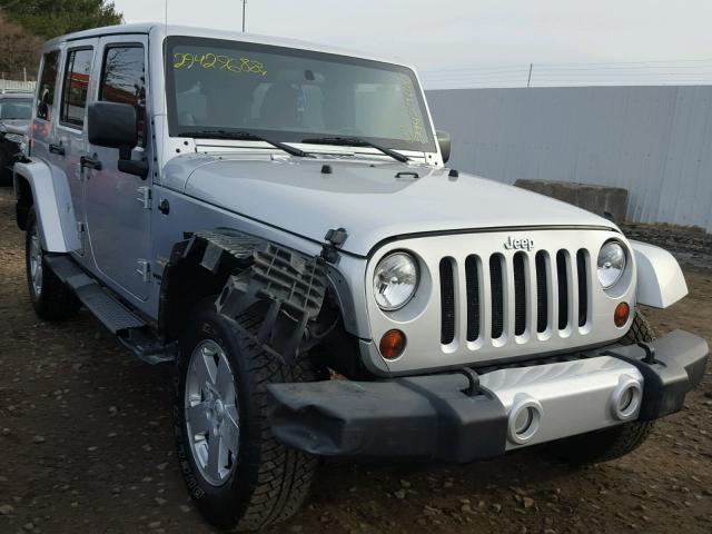 1J4HA5H13BL636398 - 2011 JEEP WRANGLER U SILVER photo 1