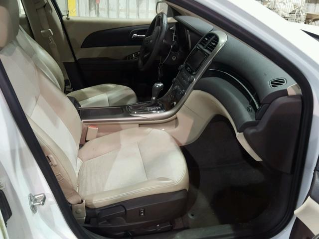 1G11D5RR1DF108050 - 2013 CHEVROLET MALIBU 1LT 白色 照片 5
