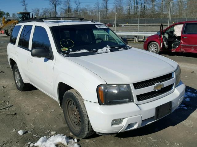 1GNDT13S562172685 - 2006 CHEVROLET TRAILBLAZE WHITE photo 1