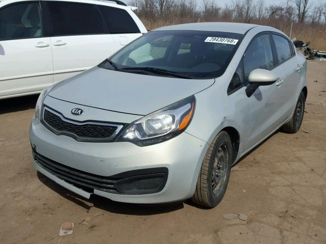 KNADN4A35D6243287 - 2013 KIA RIO EX GRAY photo 2