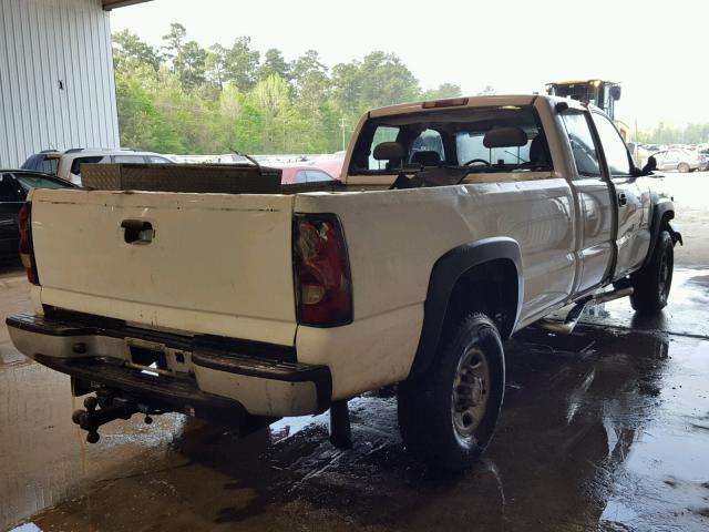 1GCHC29U57E175384 - 2007 CHEVROLET SILVERADO WHITE photo 4