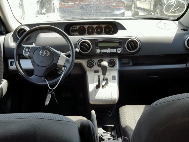 JTLKE50E181008976 - 2008 TOYOTA SCION XB BEIGE photo 9