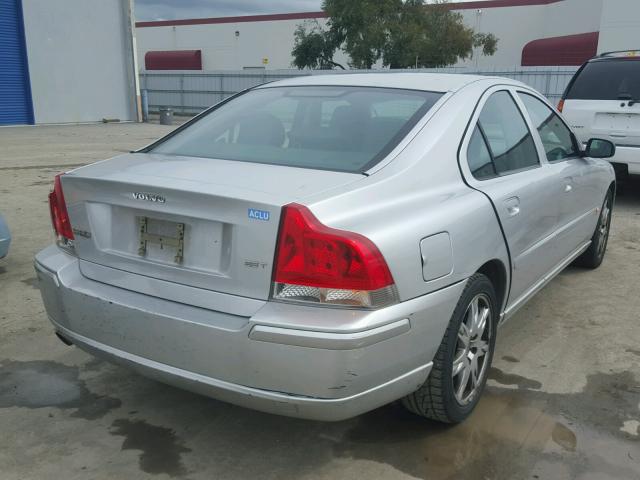 YV1RS592362500695 - 2006 VOLVO S60 2.5T SILVER photo 4
