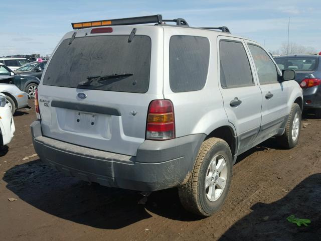 1FMYU93186KC42205 - 2006 FORD ESCAPE XLT SILVER photo 4