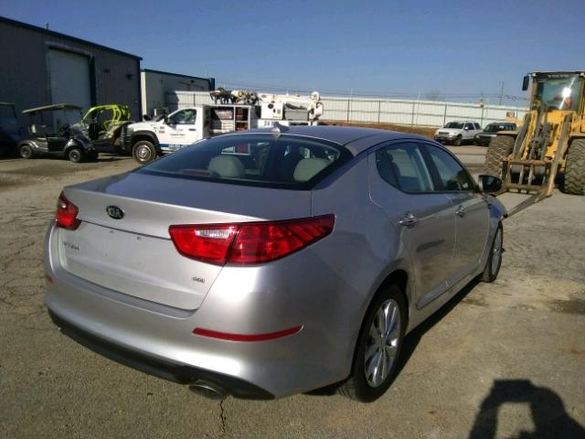 5XXGM4A74FG370235 - 2015 KIA OPTIMA LX SILVER photo 4