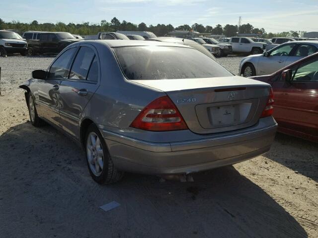 WDBRF61J34F447679 - 2004 MERCEDES-BENZ C 240 SILVER photo 3