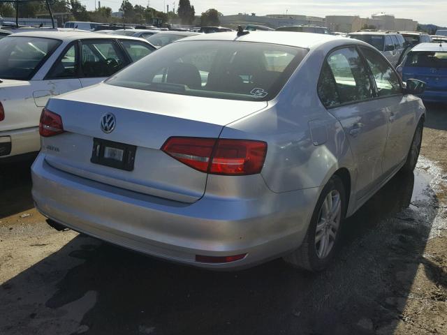 3VW2K7AJ8FM256389 - 2015 VOLKSWAGEN JETTA BASE 银色 照片 4