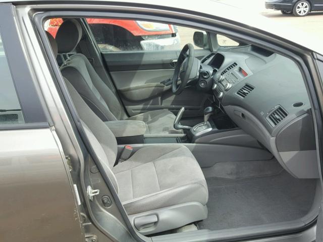 1HGFA16586L151905 - 2006 HONDA CIVIC LX GRAY photo 5