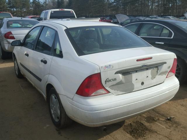 1FAFP33P4YW203410 - 2000 FORD FOCUS LX WHITE photo 3