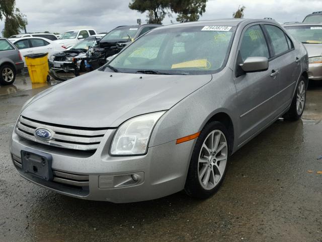 3FAHP07Z78R196314 - 2008 FORD FUSION SE GRAY photo 2