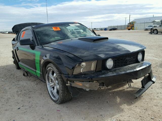 1ZVHT82HX75263487 - 2007 FORD MUSTANG GT BLACK photo 1