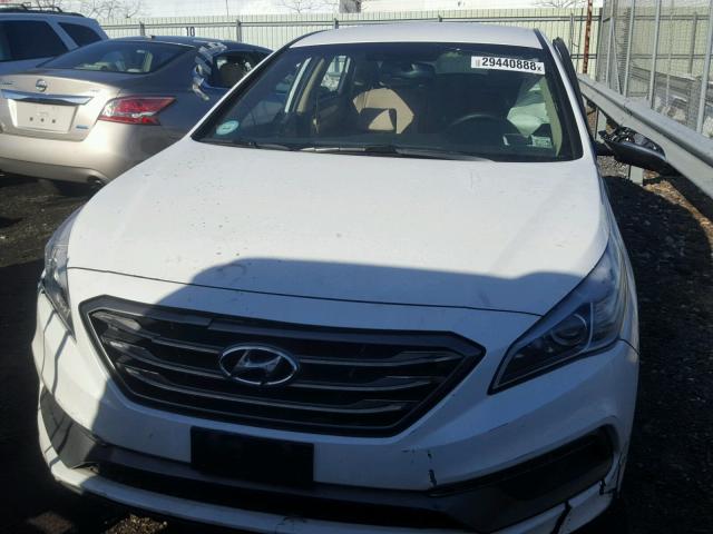 5NPE34AFXGH325100 - 2016 HYUNDAI SONATA SPO WHITE photo 7