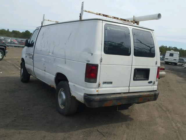 1FTNE24243HB91135 - 2003 FORD ECONOLINE WHITE photo 3