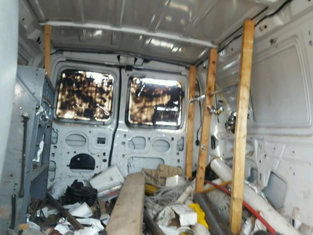 1FTNE24243HB91135 - 2003 FORD ECONOLINE WHITE photo 6