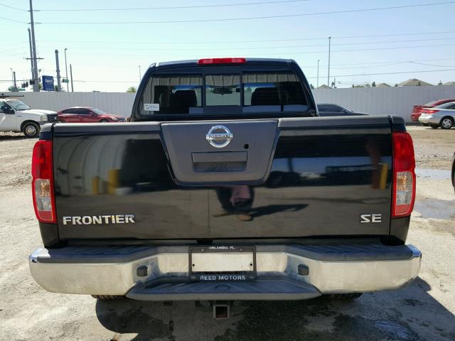 1N6AD06U75C441596 - 2005 NISSAN FRONTIER K BLACK photo 9