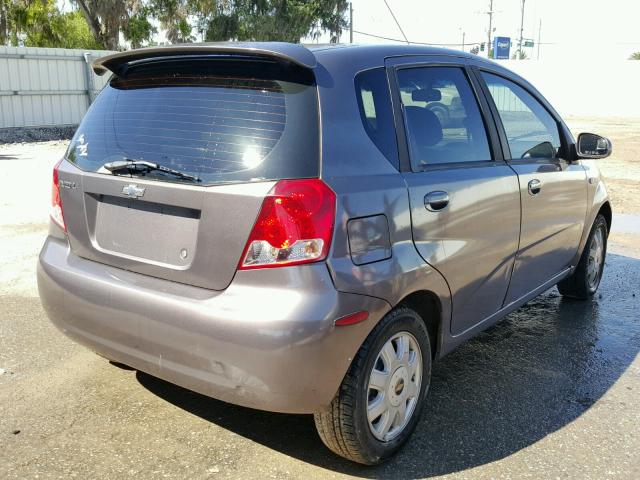 KL1TG626X5B485599 - 2005 CHEVROLET AVEO LT GRAY photo 4