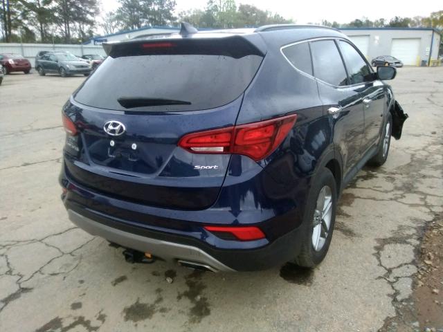 5XYZU3LB5HG406422 - 2017 HYUNDAI SANTA FE S BLUE photo 4