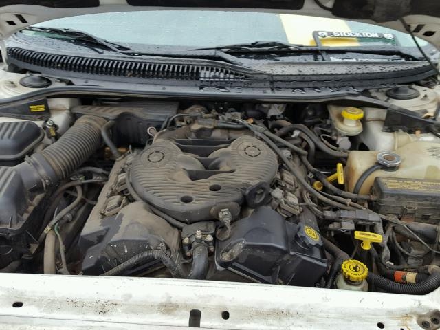 2B3HD46R31H582923 - 2001 DODGE INTREPID S თეთრი ფოტო 7