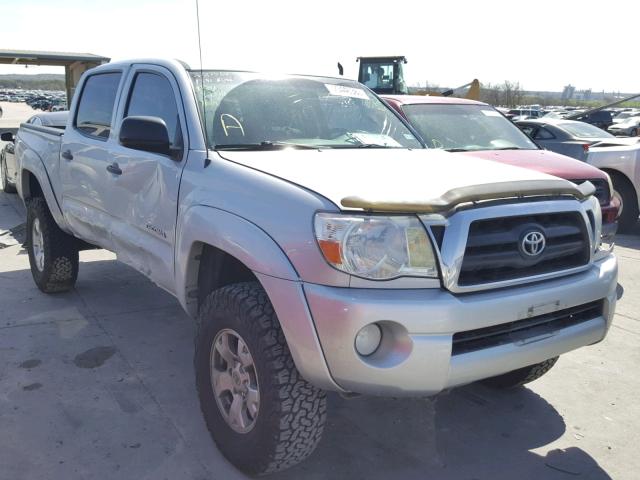 3TMLU42N46M006004 - 2006 TOYOTA TACOMA DOU SILVER photo 1